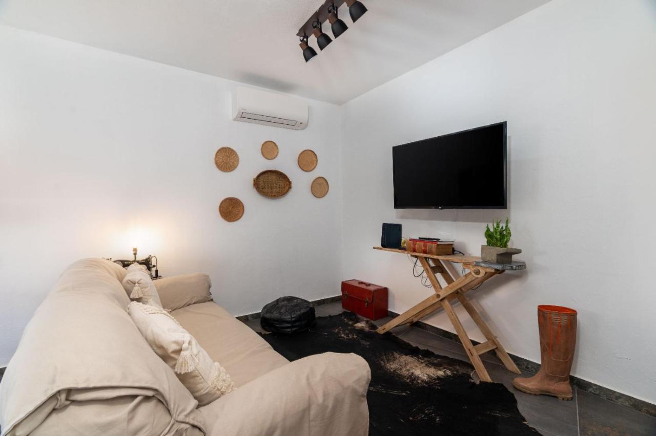 Casa Estabulo- Cozy Rustic Farmhouse Loft Touro 에스톰바 외부 사진
